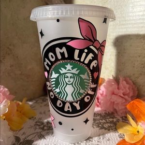 Mom life no day off custom made Starbucks cup